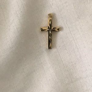 14 kt gold cross